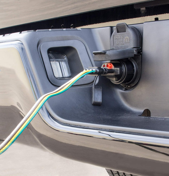 Hopkins 7 Blade to 4 Wire Flat Vehicle to Trailer Connector Adapter Plug, Universal Fit for Vehicles with 7 Blade Adapters (47345)