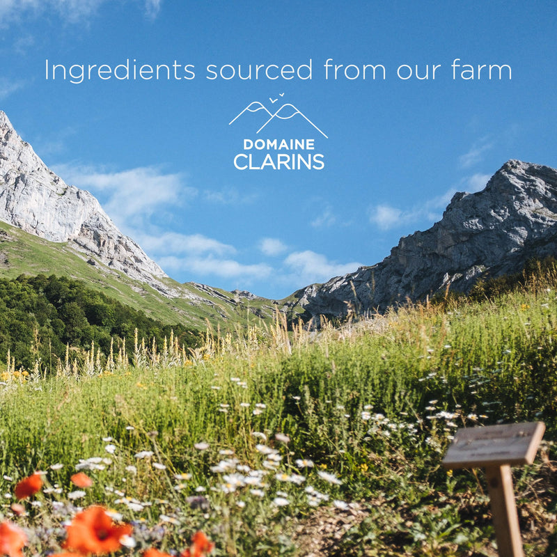 Clarins One-Step Gentle Exfoliating Cleanser | 3-In-1 Cleanser, Makeup Remover and Exfoliator | Boosts Radiance | Plant-Based Exfoliating Beads | All Skin Types | 4.3 Ounces - Durrett Recovery