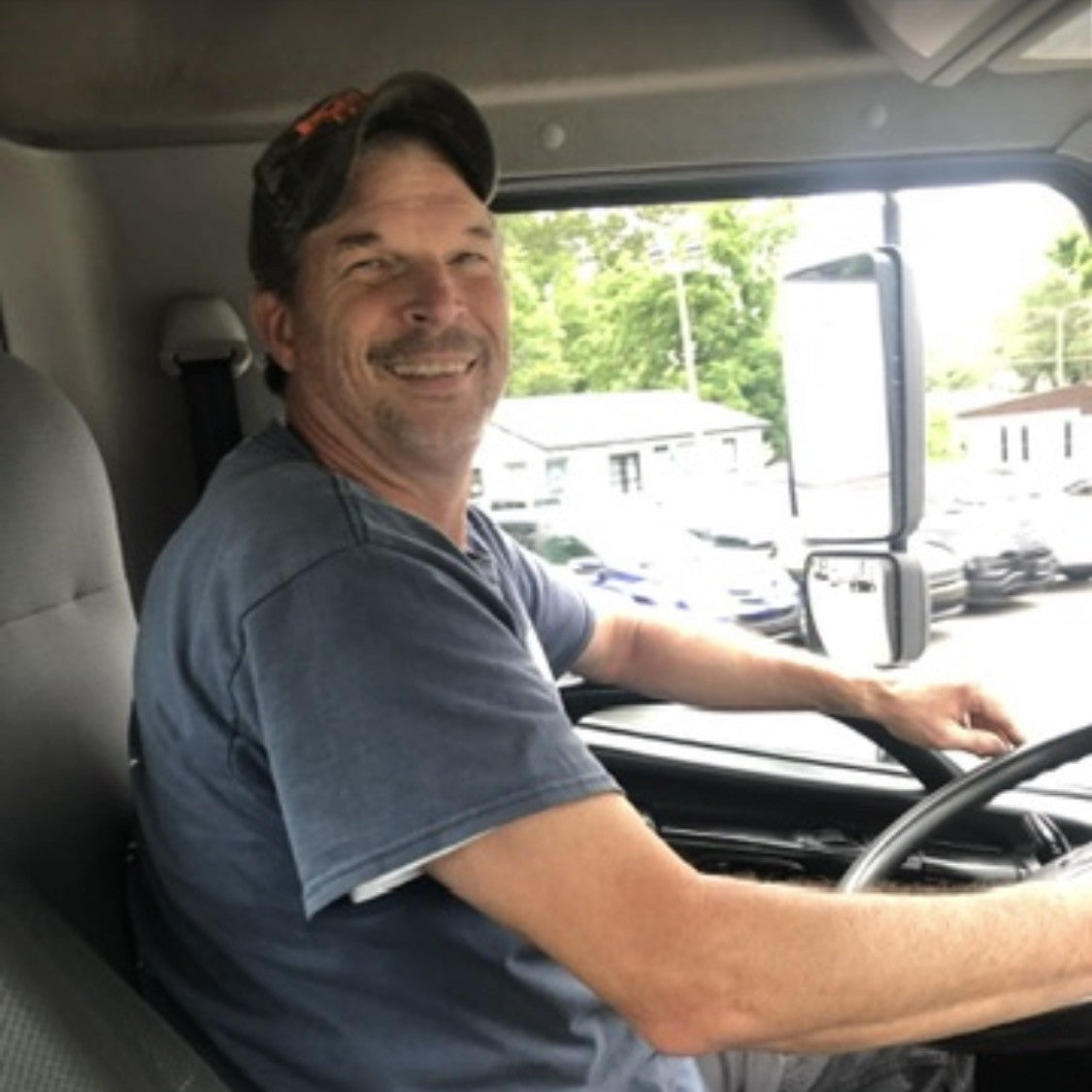 🚛 Wayne – Owner / Lead Driver